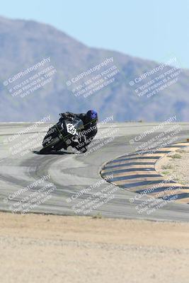 media/Oct-05-2025-CVMA (Sun) [[beeef4f201]]/Race 11-500-400(4)-350 Supersport/